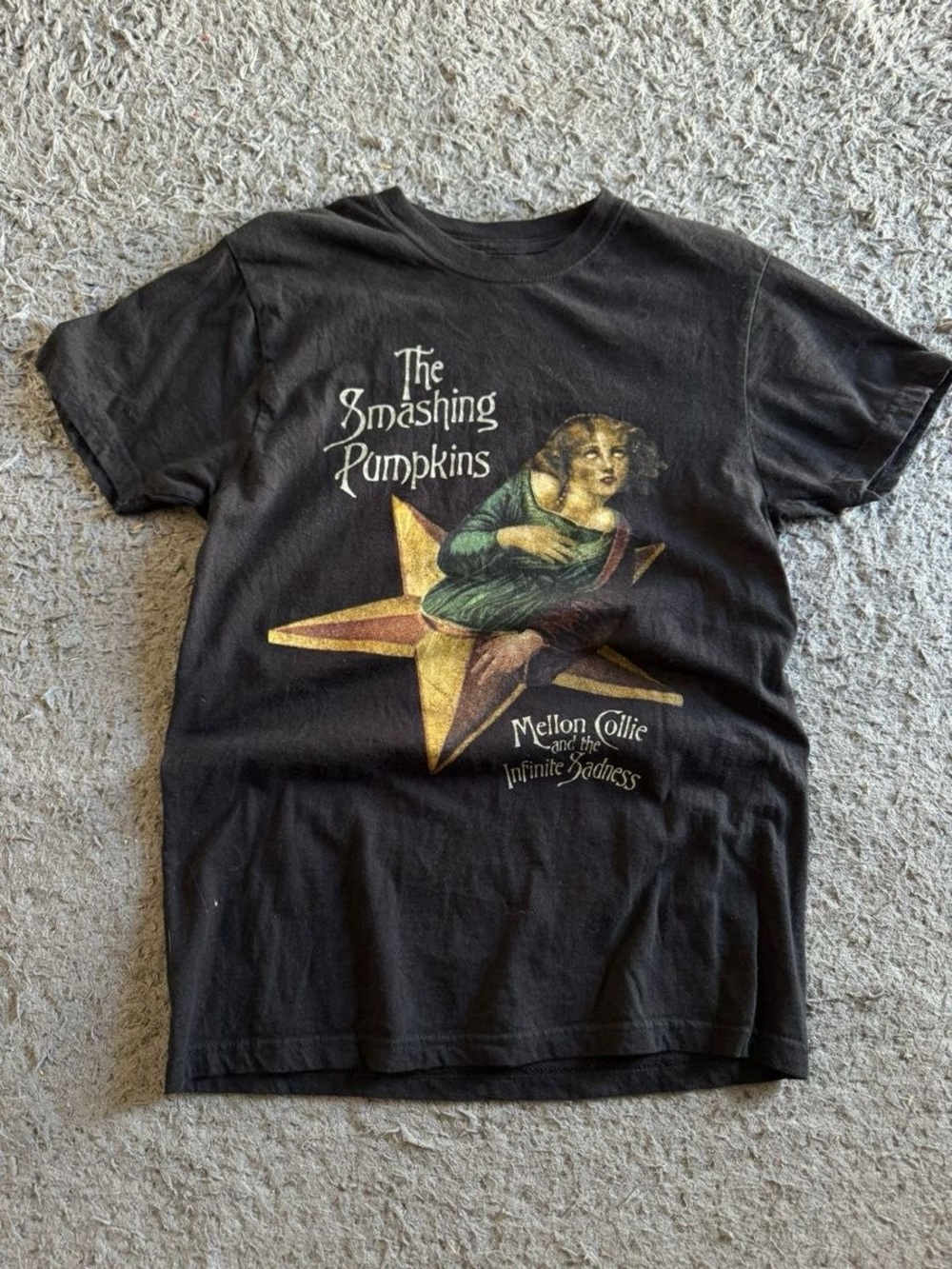 GILDAN Black The Smashing Pumpkin Black Graphic Tee